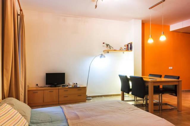 발렌시아 Loft In 1Th Floor & Terrace In 4Th Floor 아파트 외부 사진